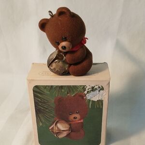 Vintage 1982 Jingling Teddy Hallmark retired ornament